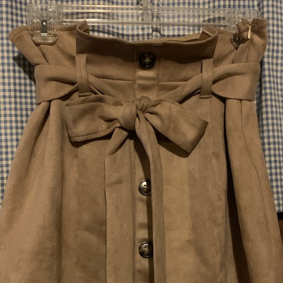 Cute Khaki Belted Miniskirt Size XL New in Bag - Picture 16 of 16